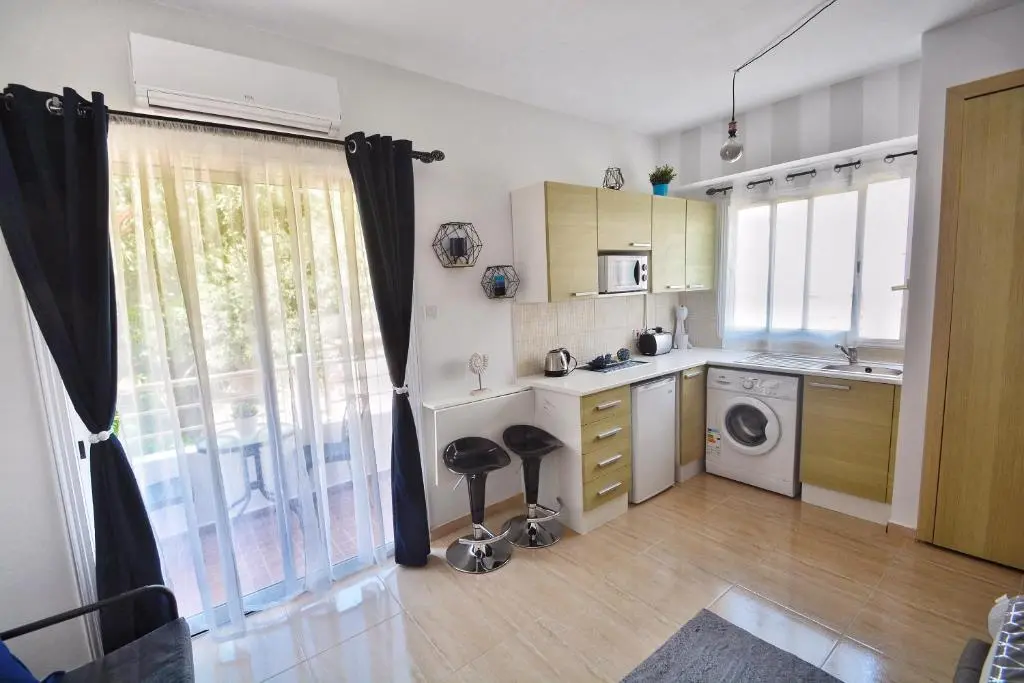 Пейя: PMP Adamia Apartments