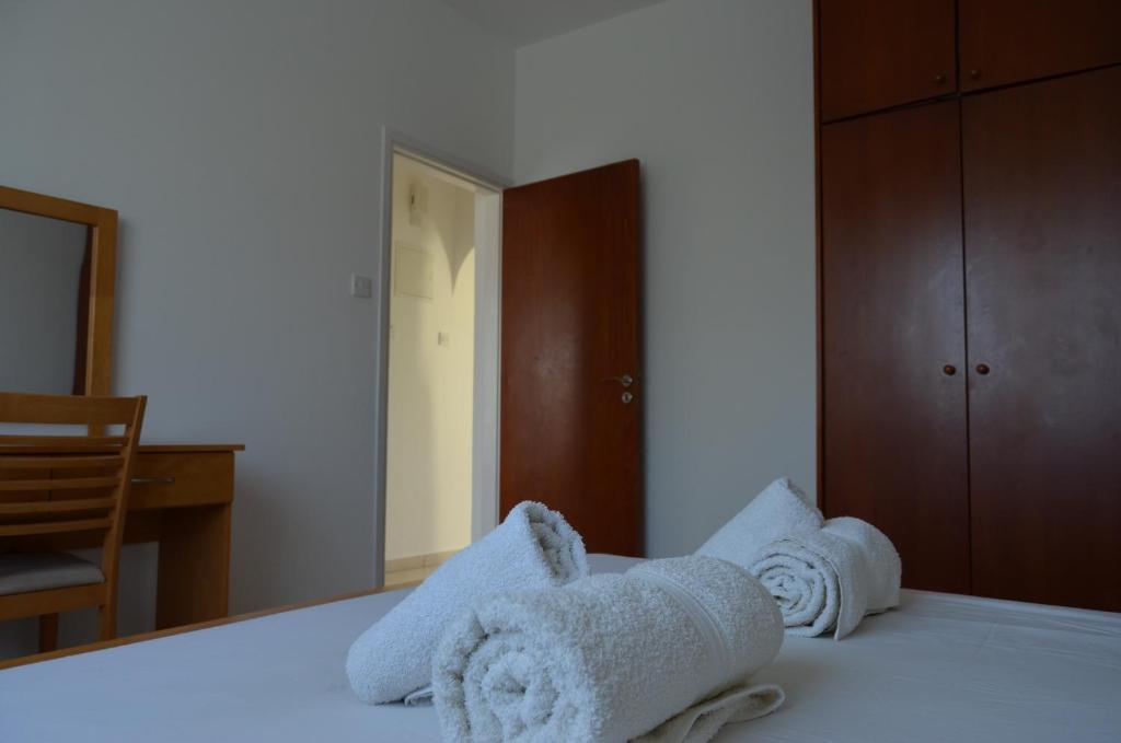 Пафос: Faros Beach Apartment A102
