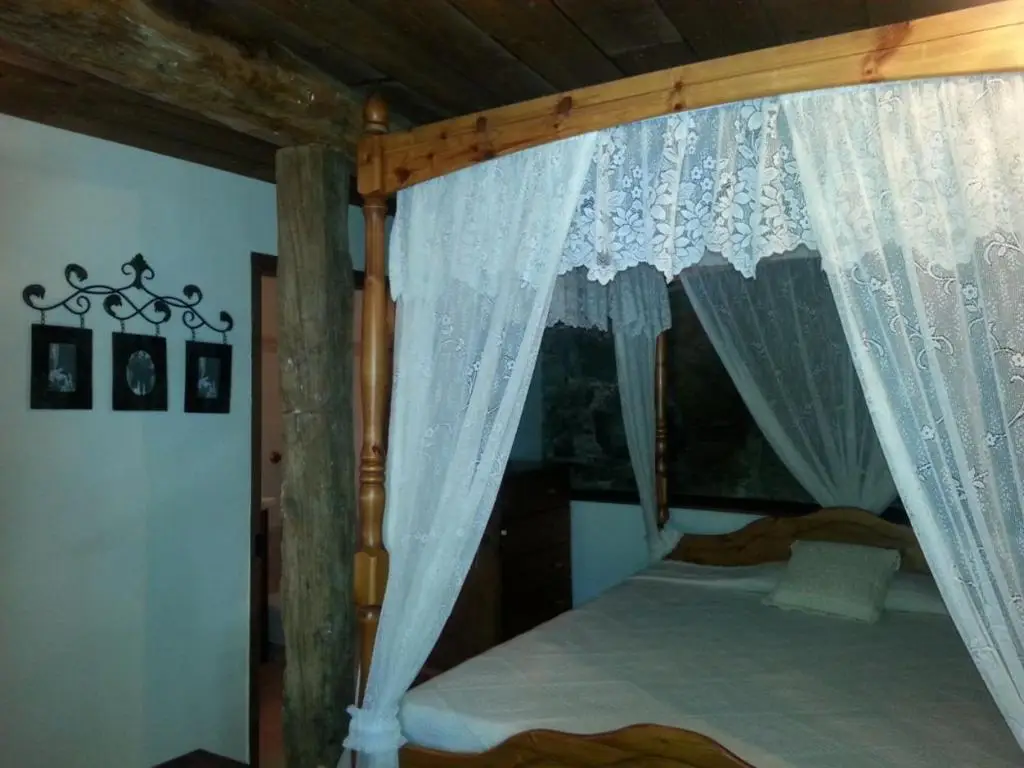 Какопетрия: Traditional Villa