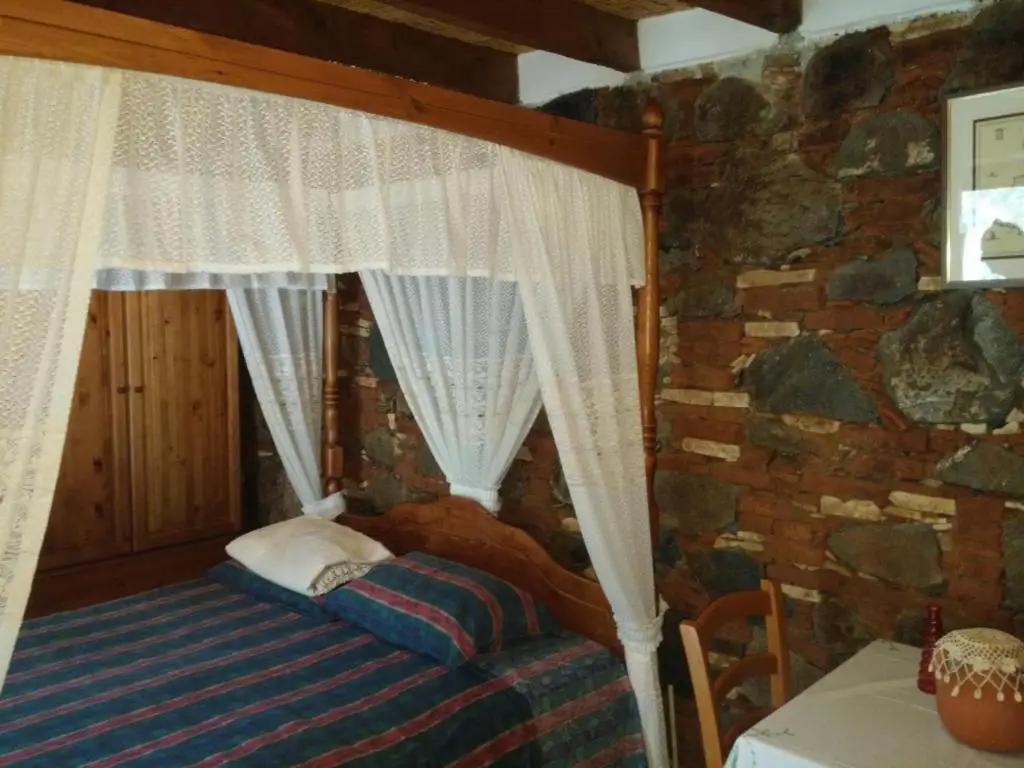Какопетрия: Traditional Villa