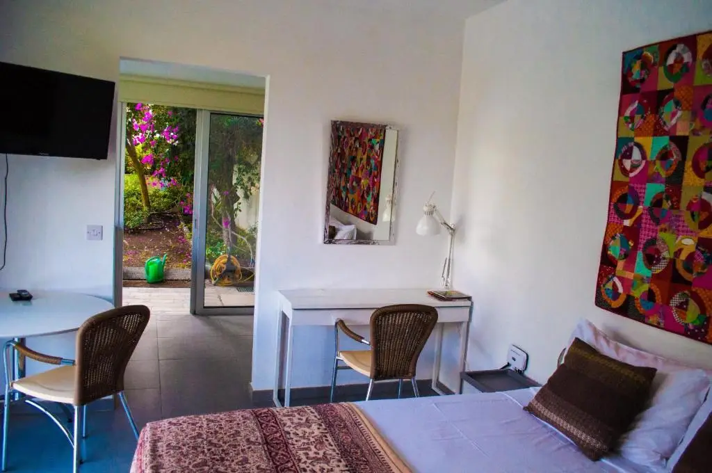 Агиа-Варвара: Idyllic studio with private pool