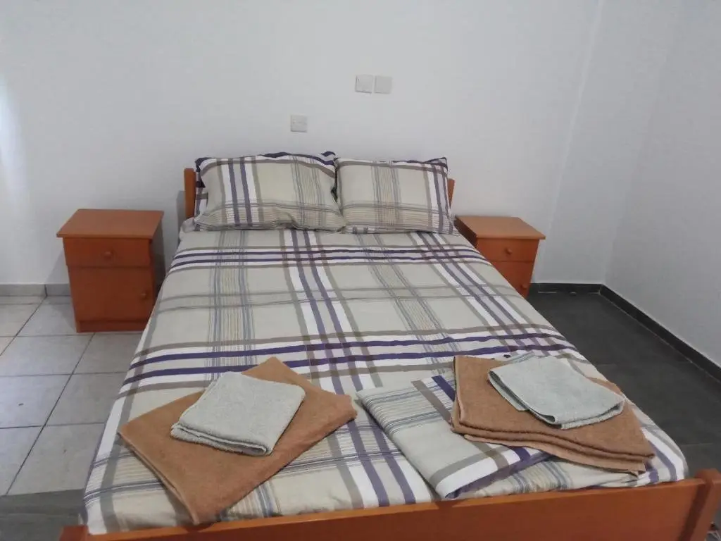 Помос: Ariadnis 3 Beds Apt