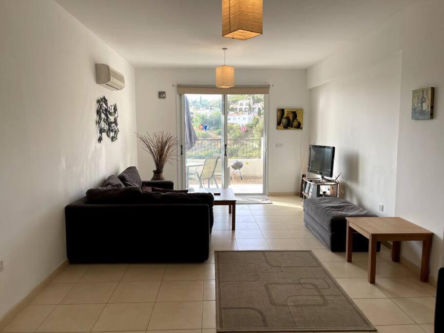 Тала: 2 Bed Apt Mountains And Costal Views with Pool