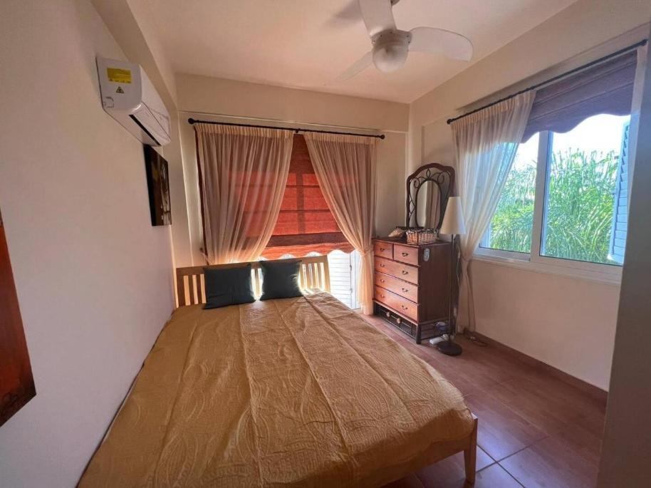 Паралимни: 3bdr villa-pool/700m from a blue flag beach!