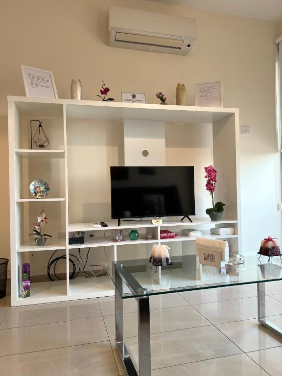 Ларнака: Albert's apartment Centre 601