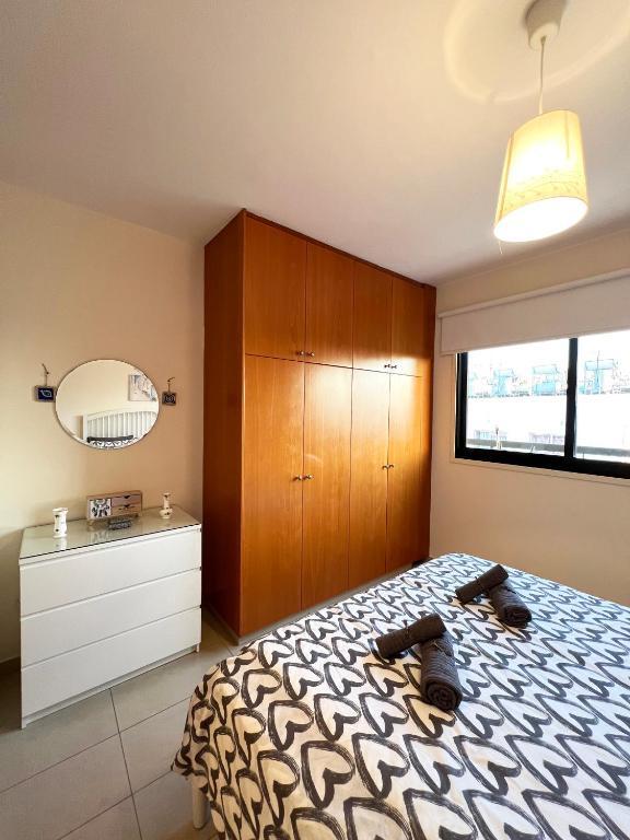 Ларнака: Albert's apartment Centre 601