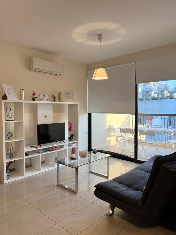Ларнака: Albert's apartment Centre 601