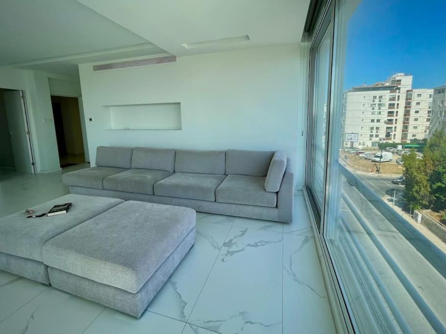 Агиа-Варвара: Luxury 3 Bedroom Apartment in Nicosia