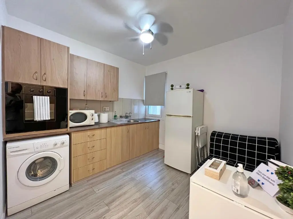 Ларнака: Albert's apartment Center 101