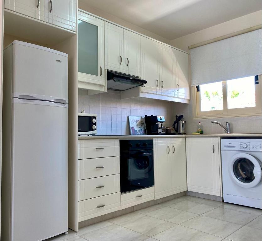Пафос: Royal Seacrest A203 Sea View Apartment