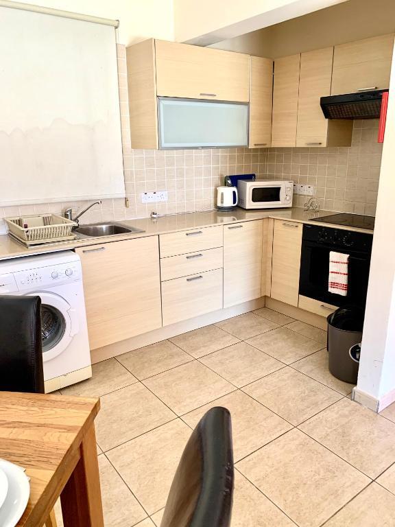 Айя-Напа: Nissi3 B1 Lovely 1Bdr Ground Floor Apartment near Nissi Beach.