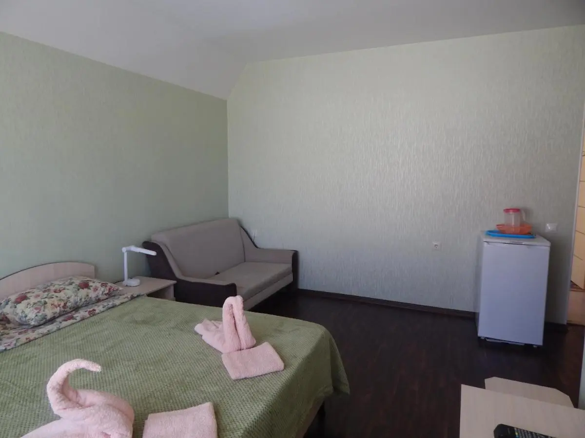 Витязево: Дом Максим
