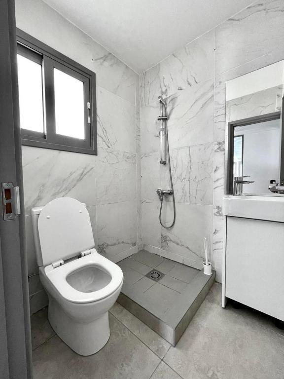 Никосия: nemesis: second floor studio in downtown nicosia