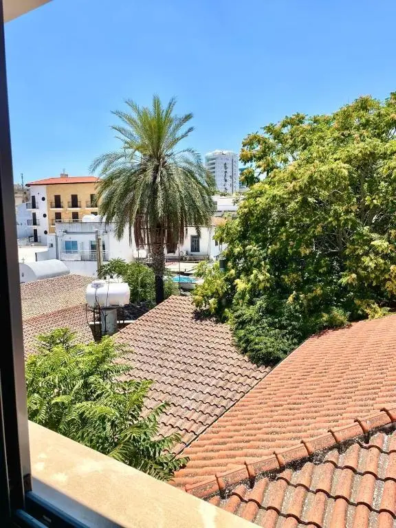 Никосия: nemesis: second floor studio in downtown nicosia