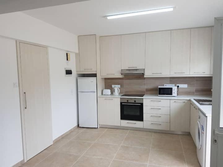 Айя-Напа: EPISTIMI 3 Bedroom Holiday House