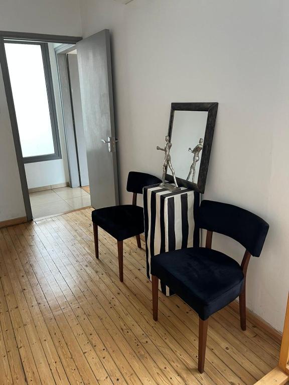Никосия: APHRODITE: Renovated 2-Bedroom apartment in Nicosia