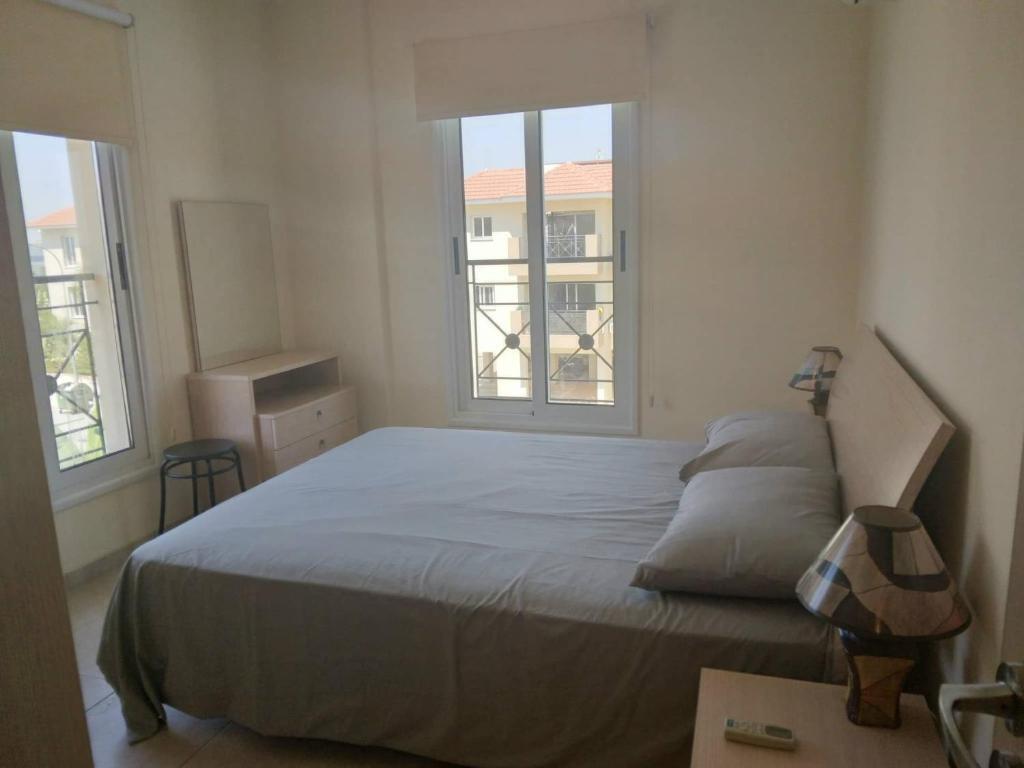 Кити: 2 bedroom apartment with communal pool and roof garden