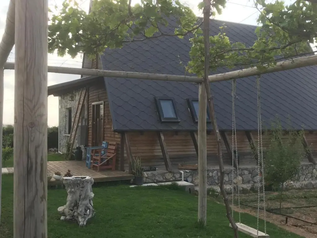 Аканту: Country House By The Sea 1