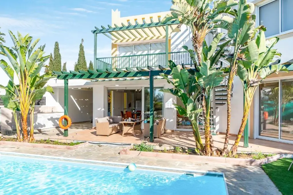 Villa Poseidon Gardens by Ezoria — фото 1