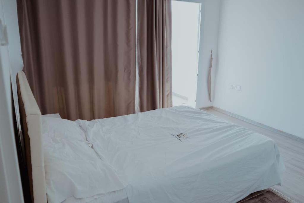 Трикомо (Искеле): Luxury 1 Bed in Longbeach