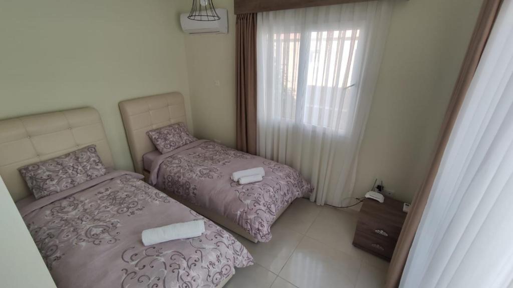 Авгору: Royal Sun Holiday Villa, 2 Bedroom Semi-detached