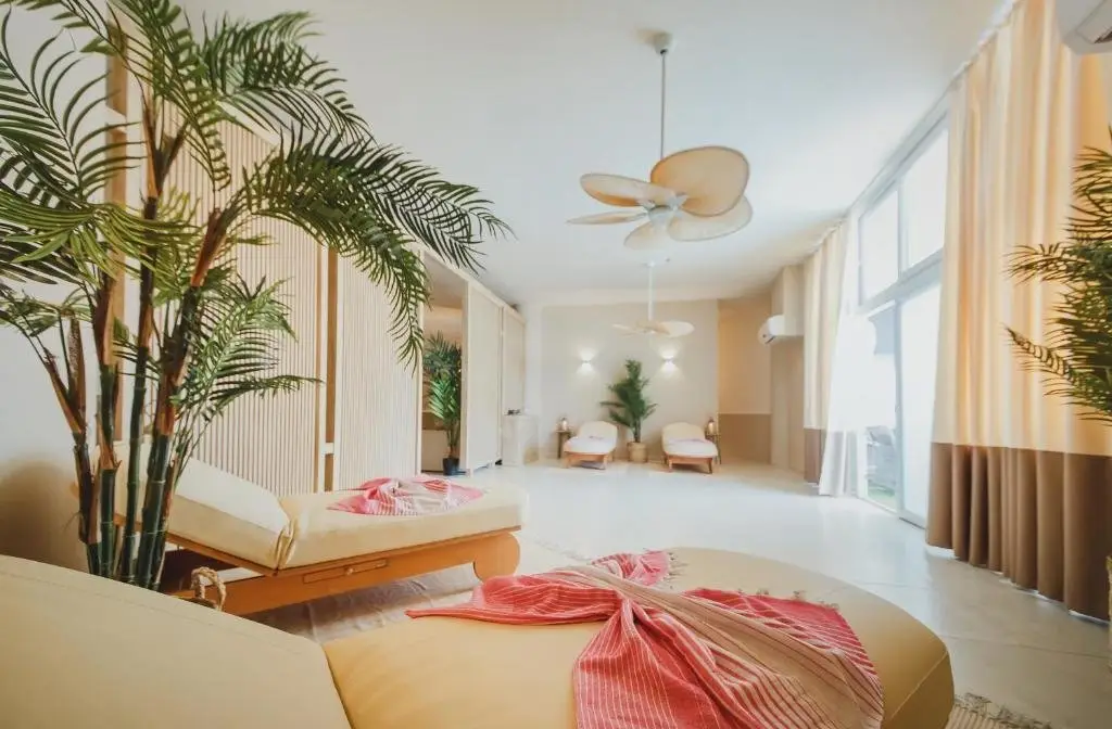 Трикомо (Искеле): Modern Studio Sea View Apartment in Caesar Resort & Spa, Long Beach