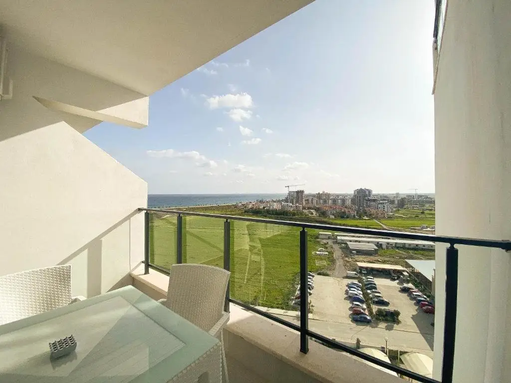 Трикомо (Искеле): Modern Studio Sea View Apartment in Caesar Resort & Spa, Long Beach