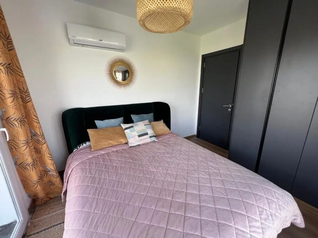 Авгору: McKenzi Gold 2 bedrooms