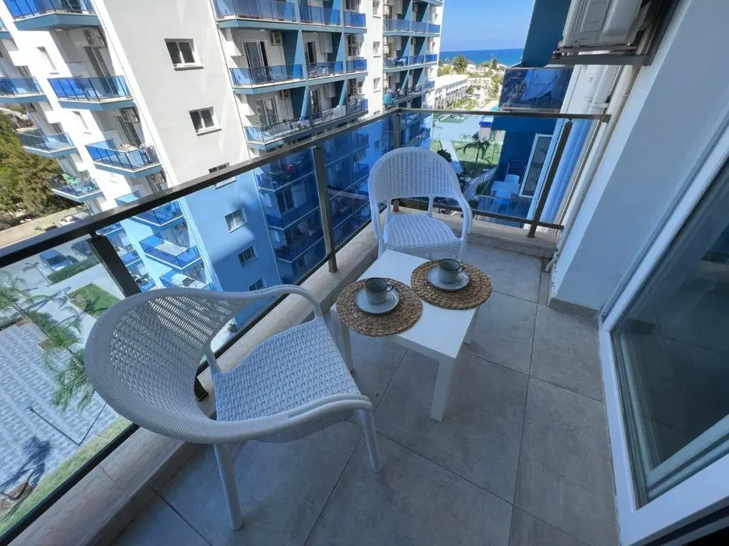 Авгору: Royal Life Poseidon Block B 1 bedroom