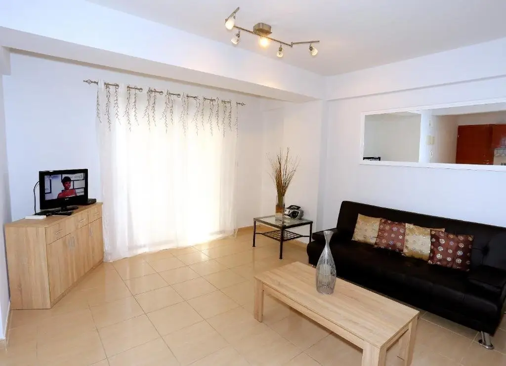 Ларнака: Penelope Court Apartment 102