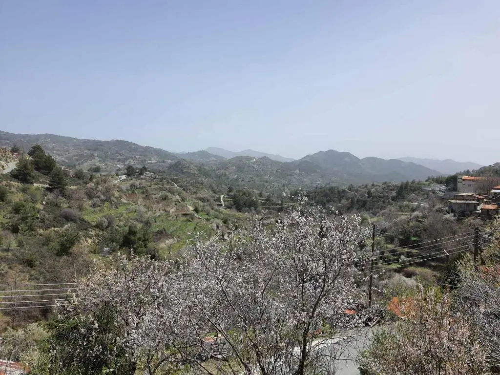 Какопетрия: 20mins From Troodos _ Best Climate in Europe