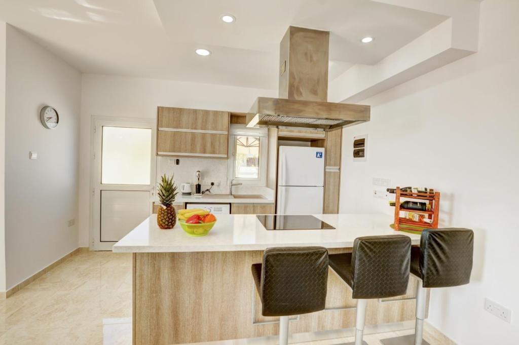Паралимни: Villa Mario - 2min walk from Kapparis Beach