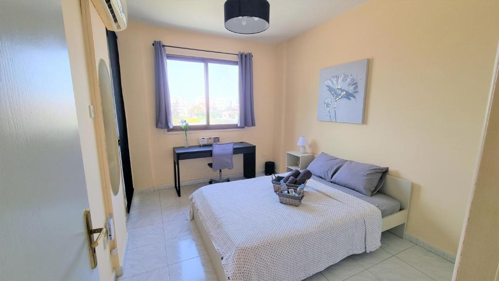 Ларнака: Comfy Rooms + Near SALT LAKE + 100MBit Internet + Shared Apartment