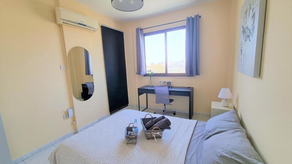 Ларнака: Comfy Rooms + Near SALT LAKE + 100MBit Internet + Shared Apartment