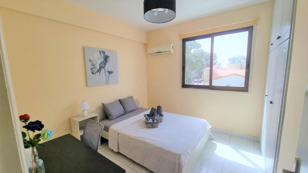 Ларнака: Comfy Rooms + Near SALT LAKE + 100MBit Internet + Shared Apartment