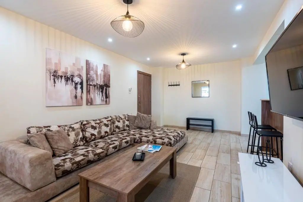 Ларнака: Celeste 3-Bedroom Apartment in Larnaca