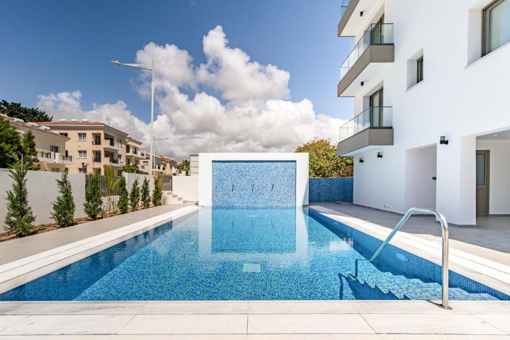 Adolina Two Bedroom Apartment 301 by Ezoria — фото 1