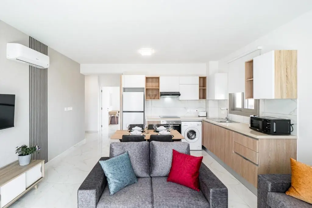 Пафос: Adolina One Bedroom Apartment 304 by Ezoria