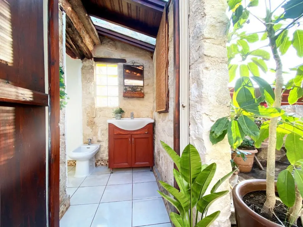 Пейя: Boutique Traditional Spa Vila newly renovated 2023!