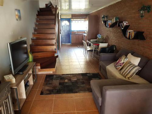 Перволия: Beach House at Seafront