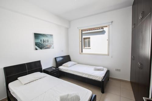 Протарас: The Complete Guide To Renting Your Exclusive Holiday Villa in Paralimni with Private Pool And Close To the Beach, Paralimni Villa 1290