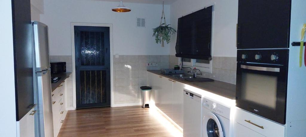 Масотос: Detached 3 bedroom villa recently refurbished, only 1200 metres from the sea