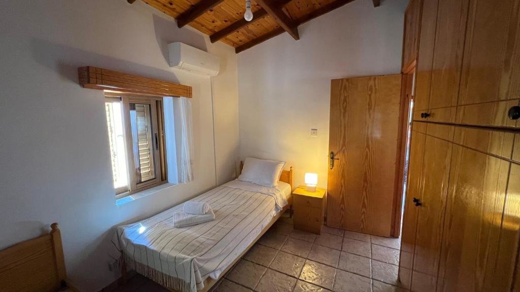 Нео Хорио: Sea-View Stone House Neo Chorio