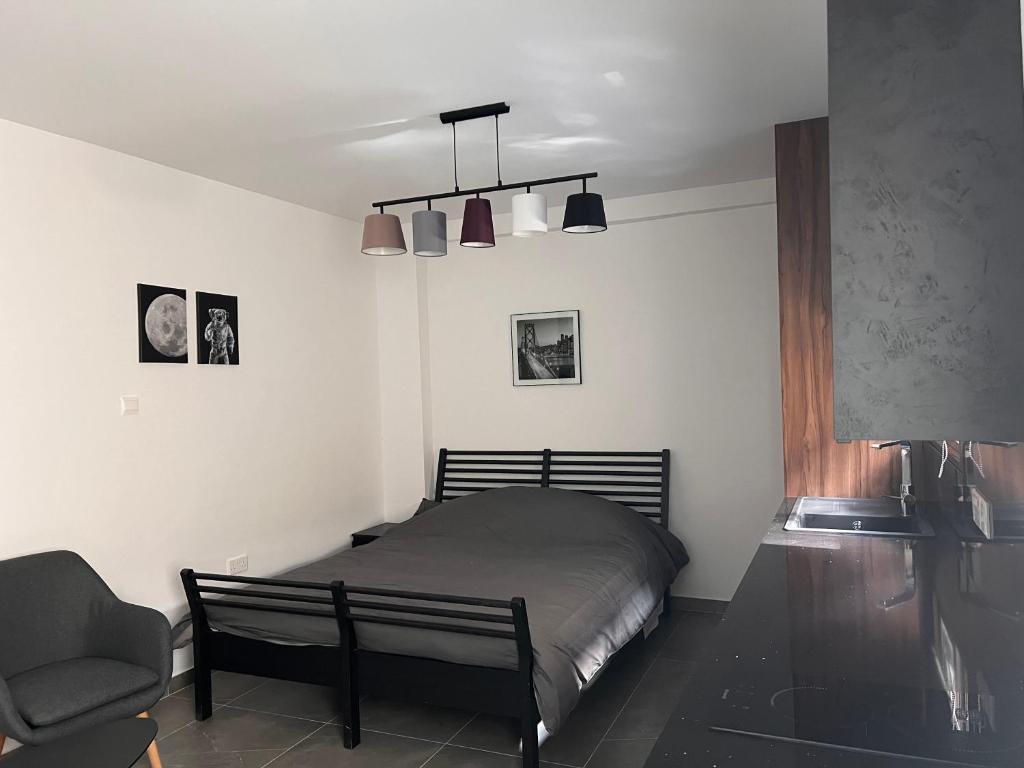 Какопетрия: Maria's Apartment 2