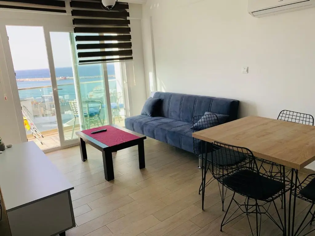 Кирения: Sea view apartment North Cyprus