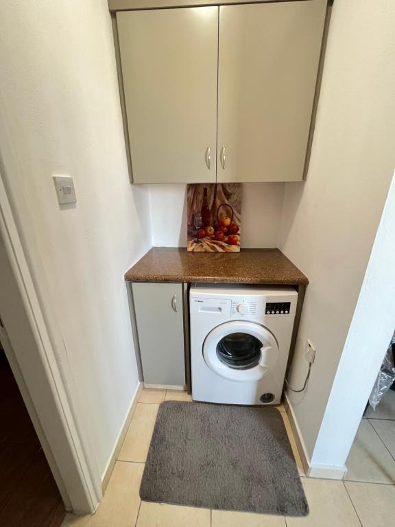 Паралимни: Bluemie 1 Bedroom Apt