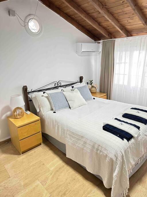 Трикомо (Искеле): Beautiful 5 bed Villa with Pool