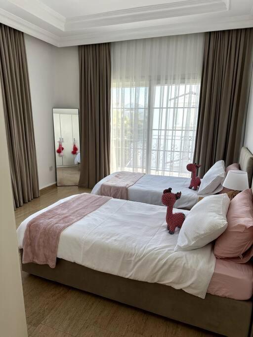 Трикомо (Искеле): Beautiful 5 bed Villa with Pool