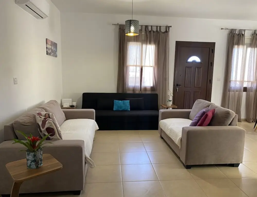 Паралимни: Serena Holiday Villa Dps06