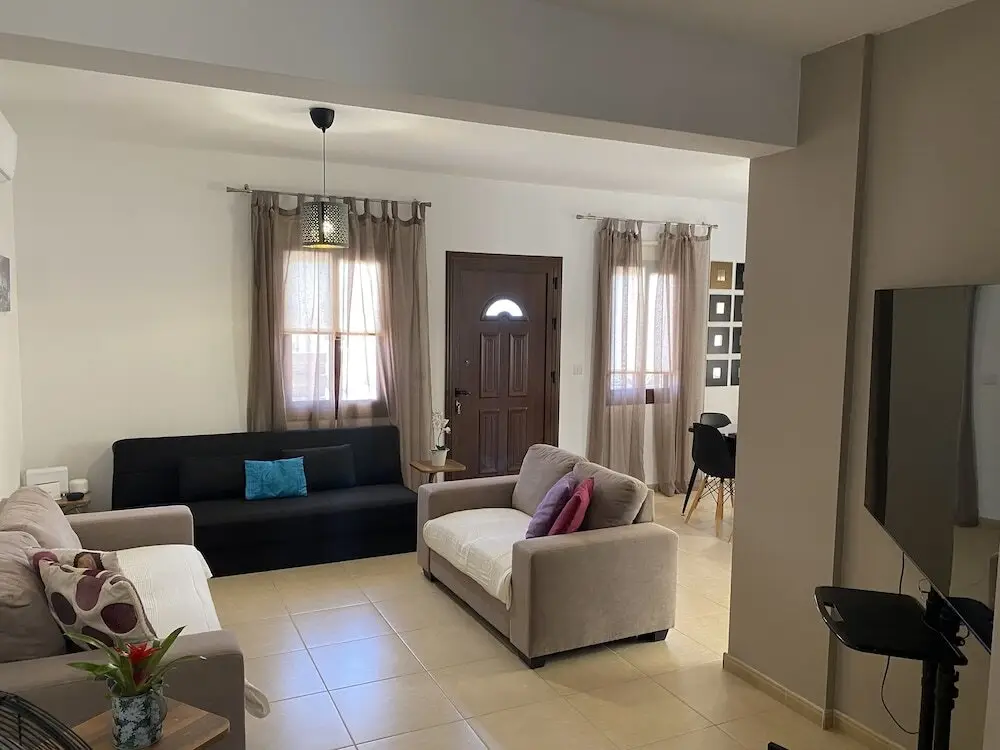 Паралимни: Serena Holiday Villa Dps06